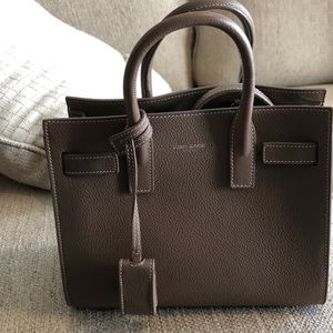 Saint Laurent Classic sac de jour nano
